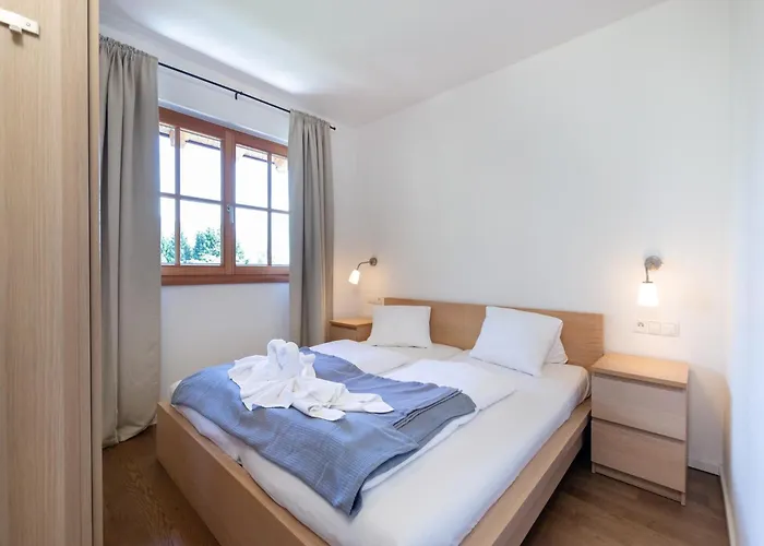 In Mittersill Near Bus & Slopes